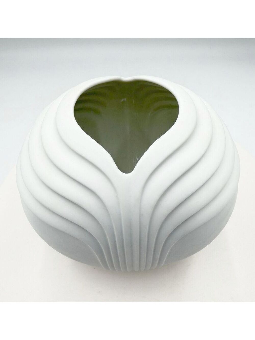 Rosenthal Studio Linie Uta Feyl White Bisque Relief Porcelain Vase Model 3576